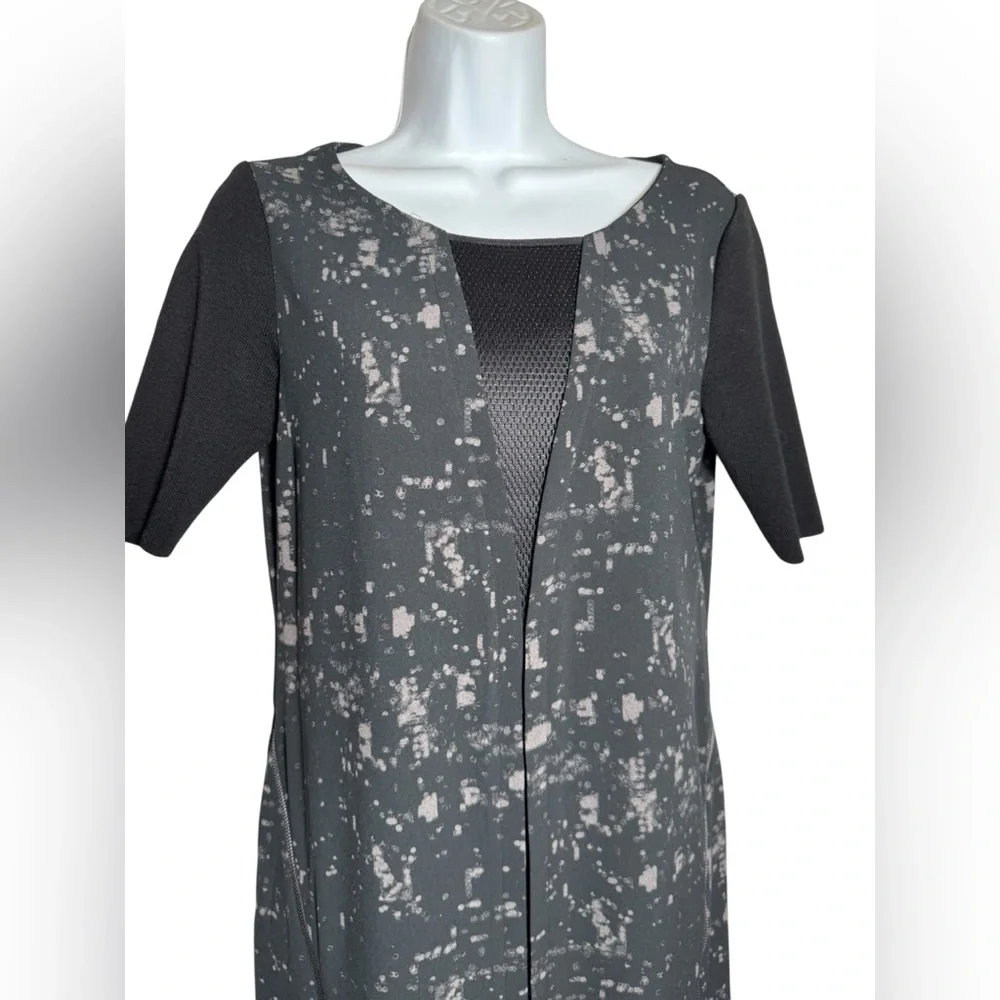 Elie‎ Tahari For Design Nation Dress Size Small Black & Gray Sheath Dress 🖤🩶